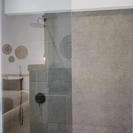 Vinedo Luxury Escape Aparthotel